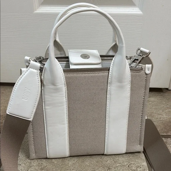 DKNY Women's Tan and White Tote Bag - Picture 10 of 10